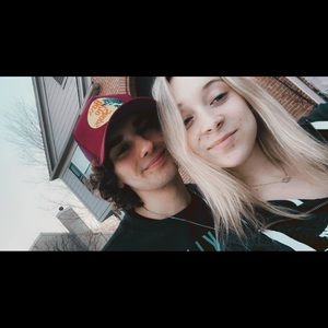 Meet your Posher, Alexia